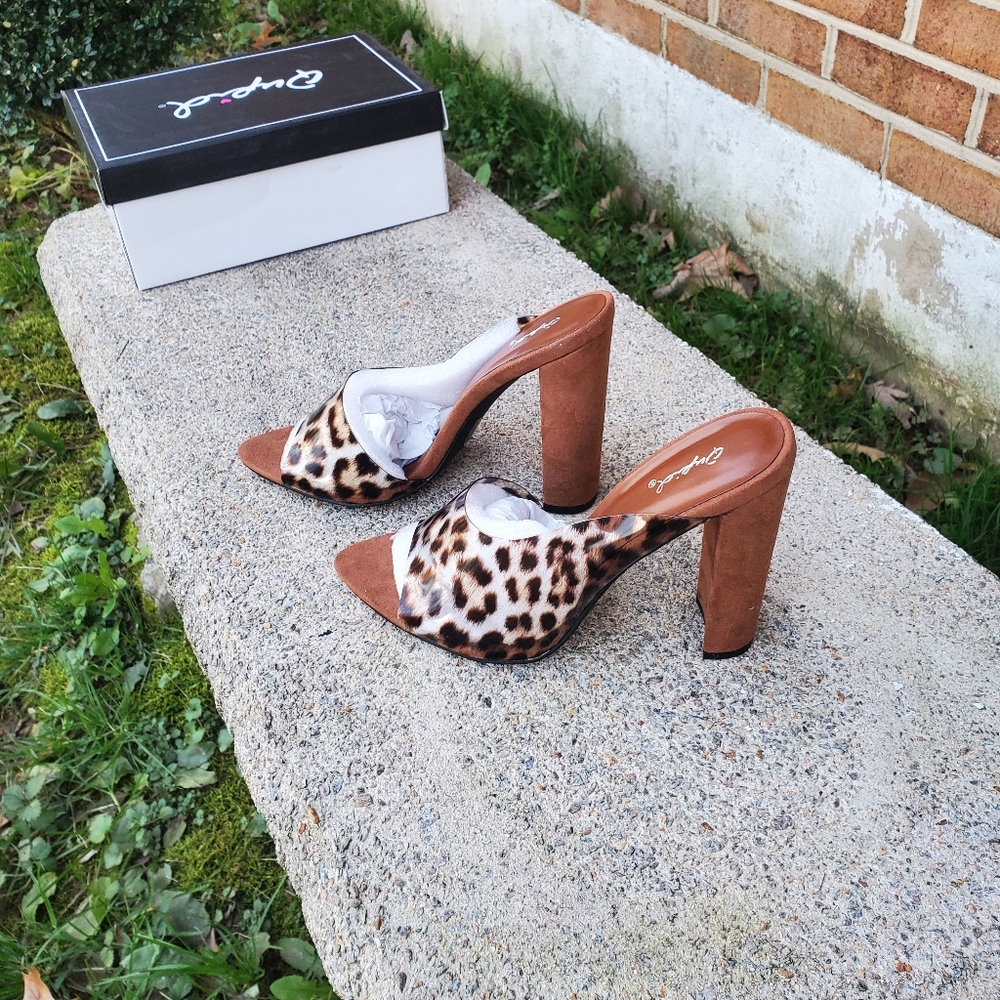 See-through high heels - Picture 2 of 3